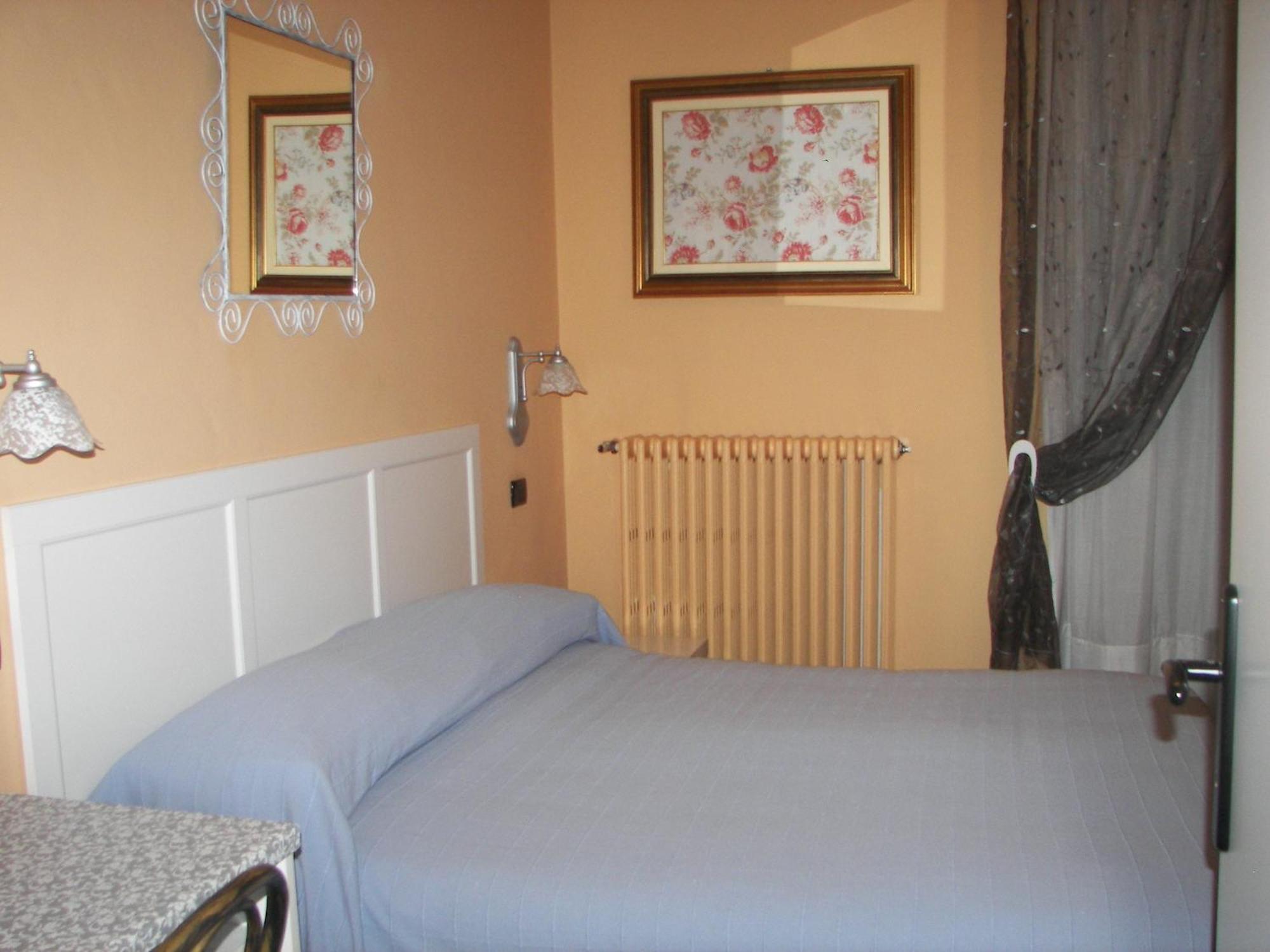 Albergo Sangrila Lanzo Torinese Luaran gambar