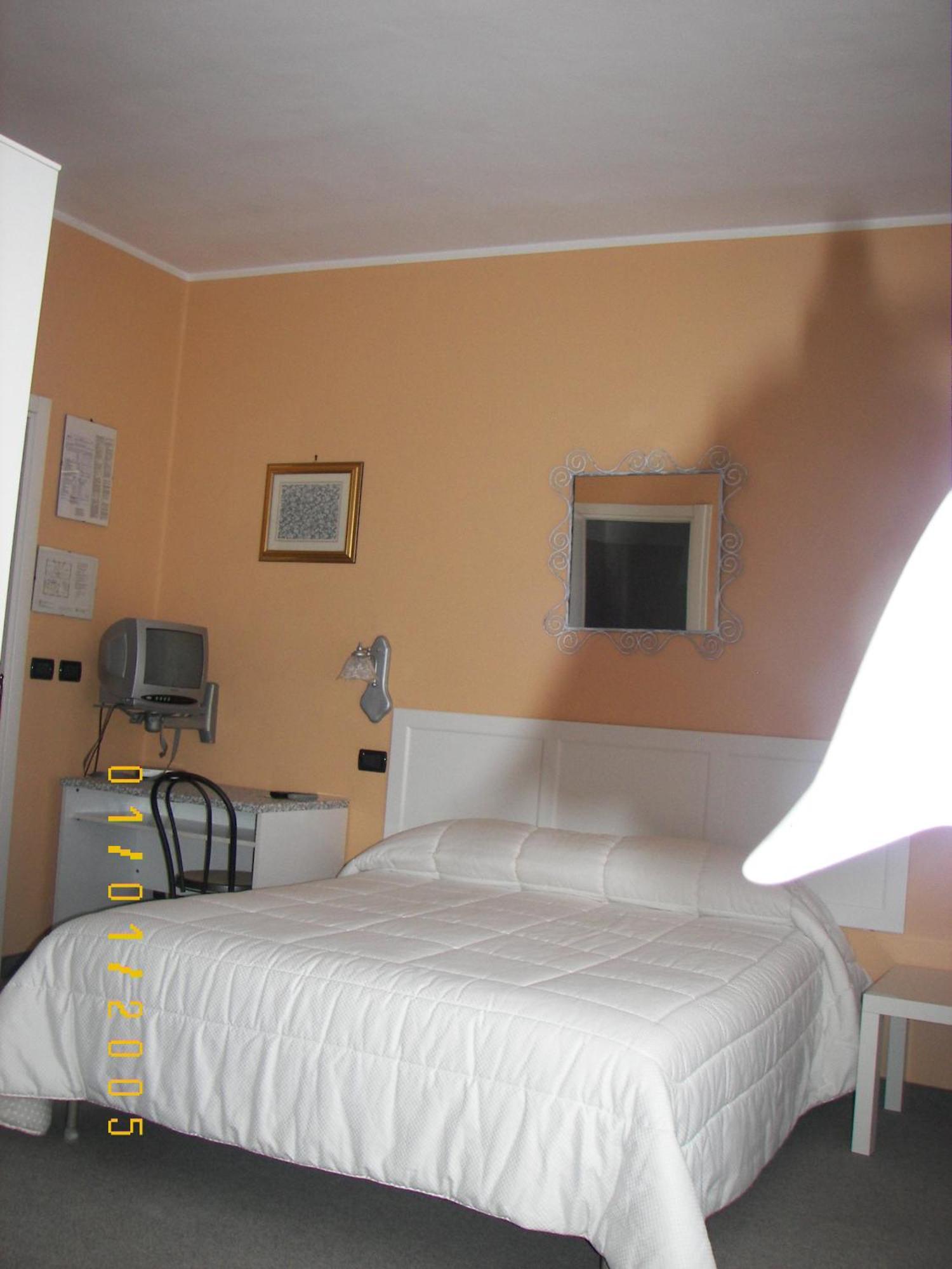 Albergo Sangrila Lanzo Torinese Luaran gambar