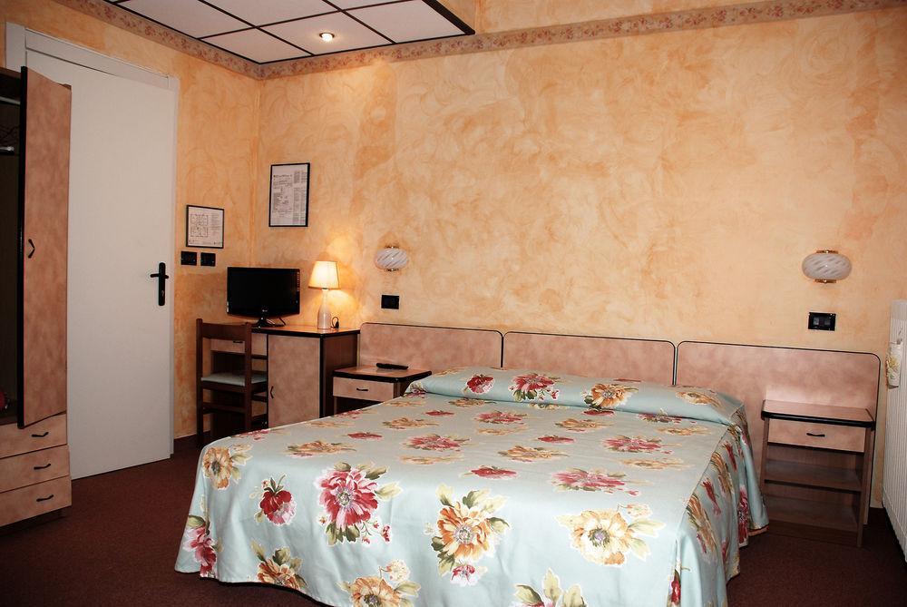 Albergo Sangrila Lanzo Torinese Luaran gambar