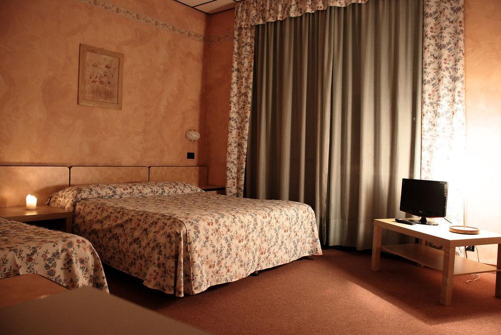 Albergo Sangrila Lanzo Torinese Luaran gambar