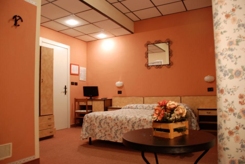 Albergo Sangrila Lanzo Torinese Luaran gambar